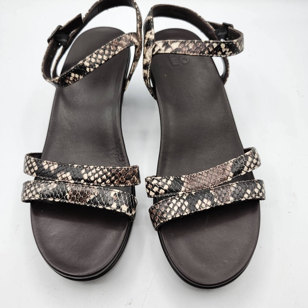 Abeo Leather Black and Brown Snakeskin Sandals Nwot Rubber Soles Sz 9